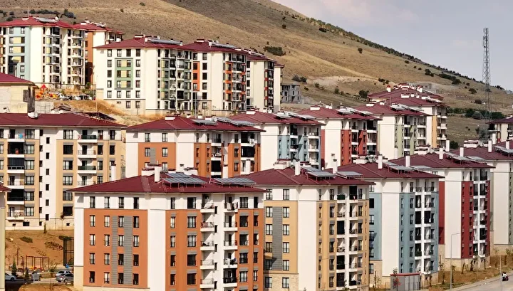Yıl Sonuna Kadar Deprem Konutlarında Önemli Gelişmeler